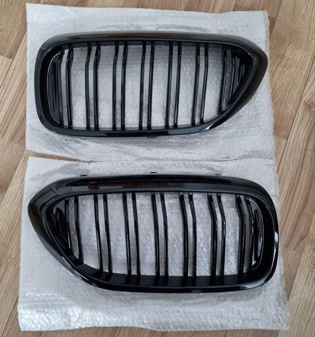 CERNA MASKA GRIL BMW rad 5 model G30 G31 G38 - 2