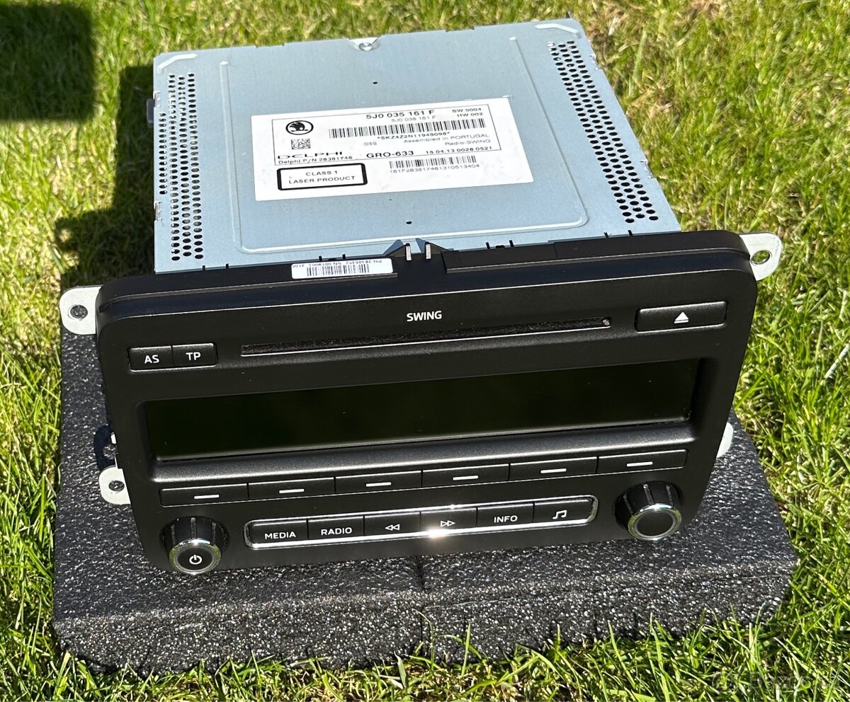 Autorádio Škoda Swing - Top stav - 2