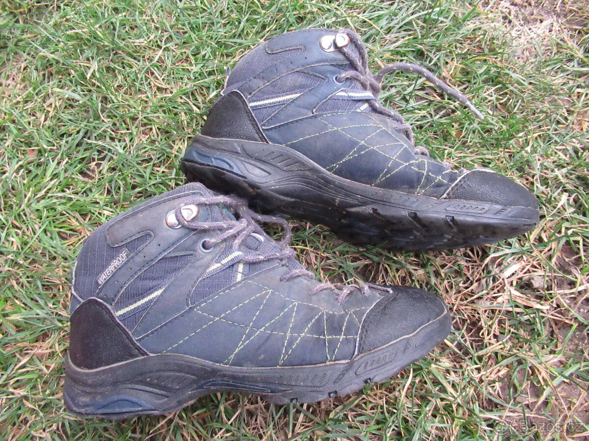 Dětské boty - pohorky na trekking, velikost 32 (EUR) - 2