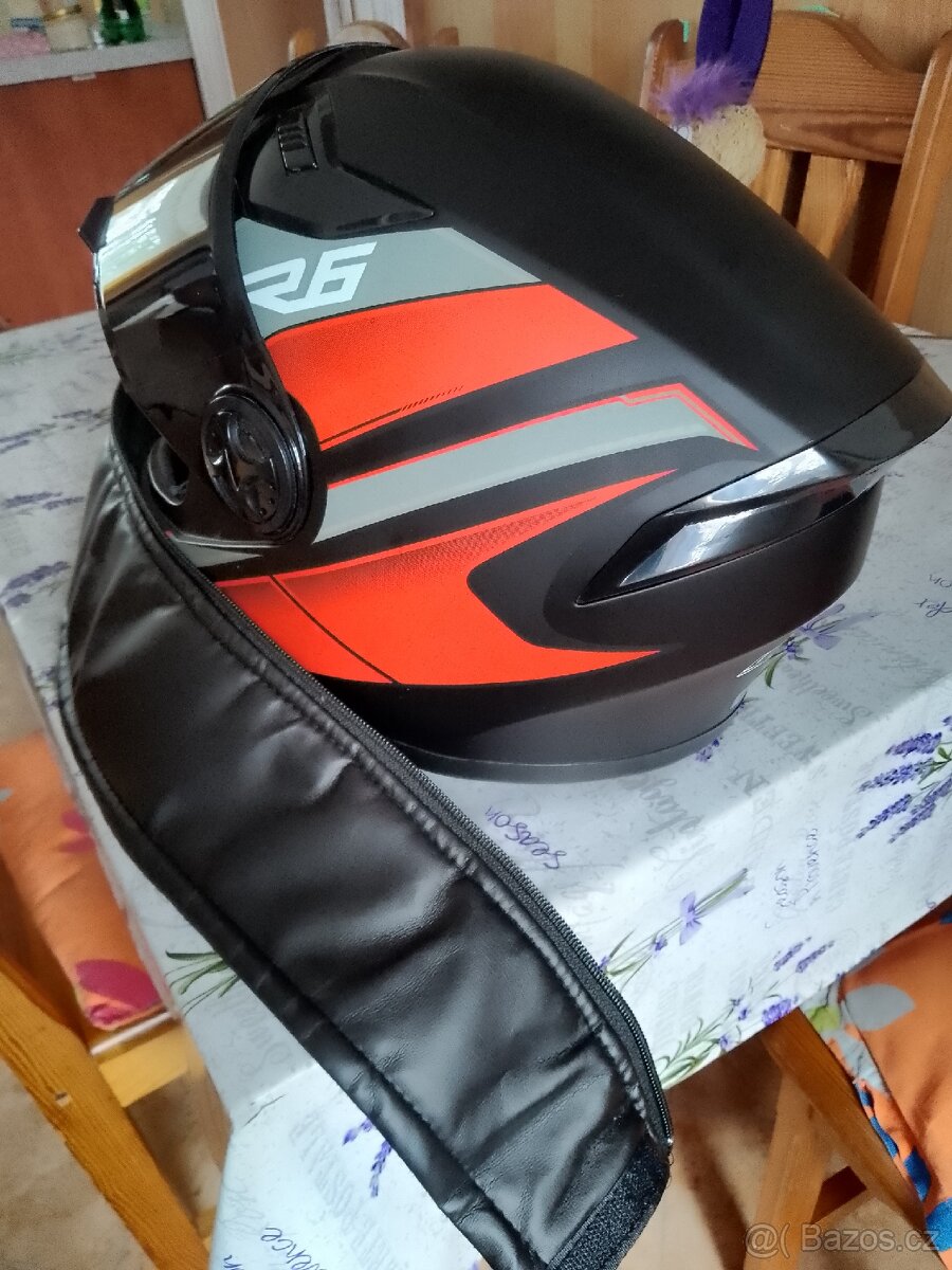 Helmu na motorku - 2