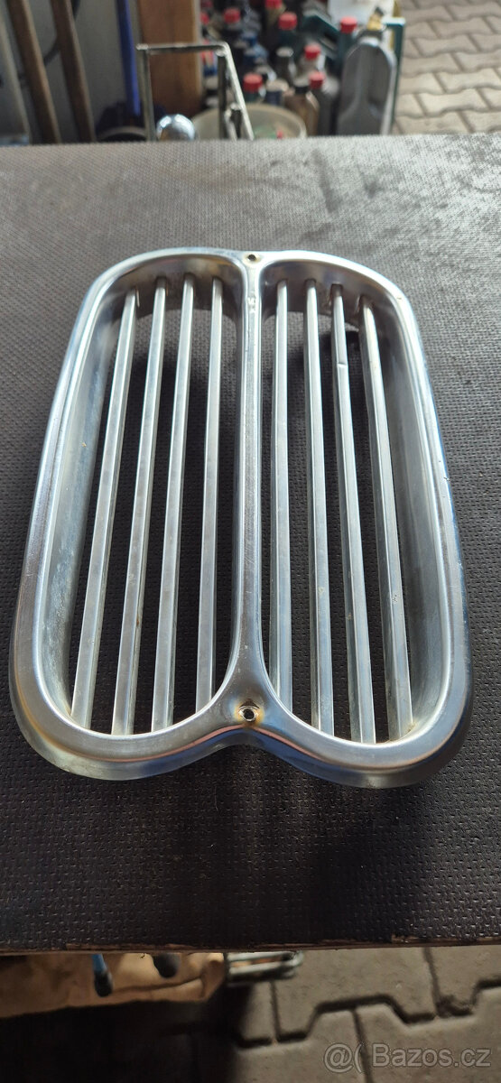 Bmw 2002 e10 maska - 2