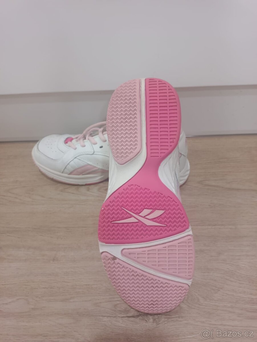 Tenisky Puma vel. 34 - téměř nenošené - 2