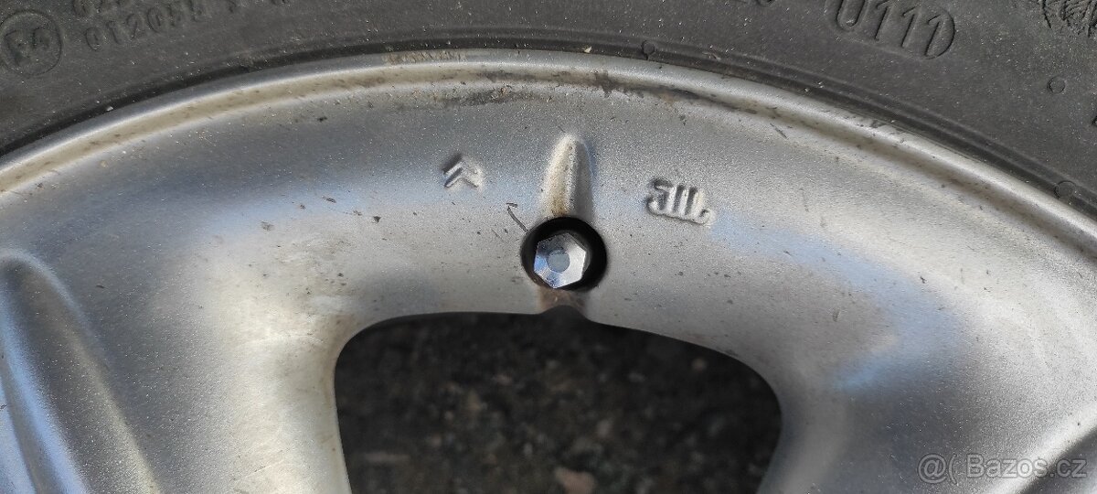 195/55/r 15 6jx15 - 2