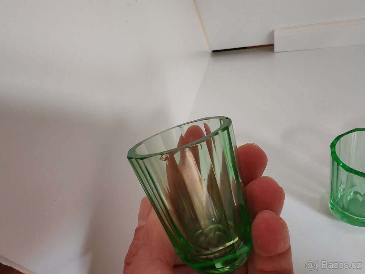 Zelené akleněné oanáky - štamprlata - 2
