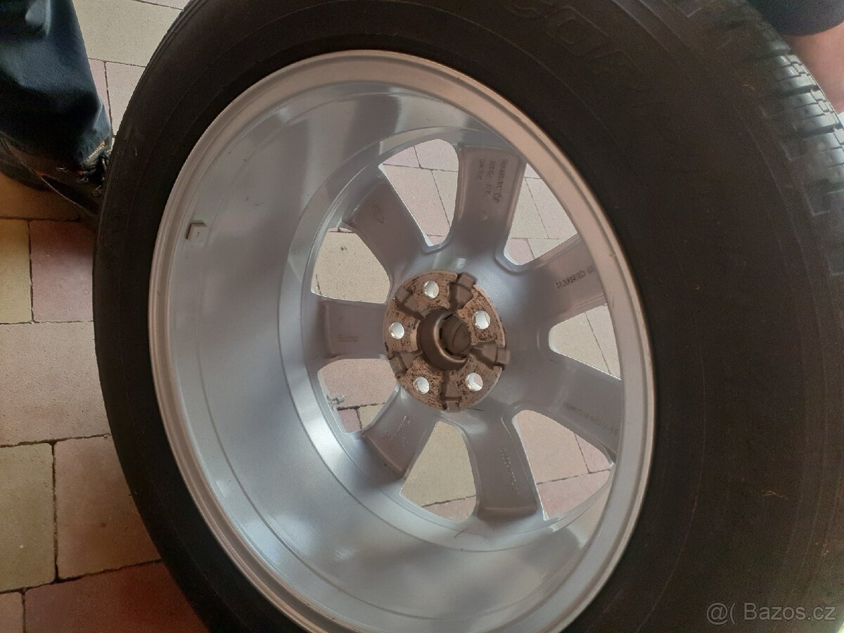 18" kola Land Rover - 2