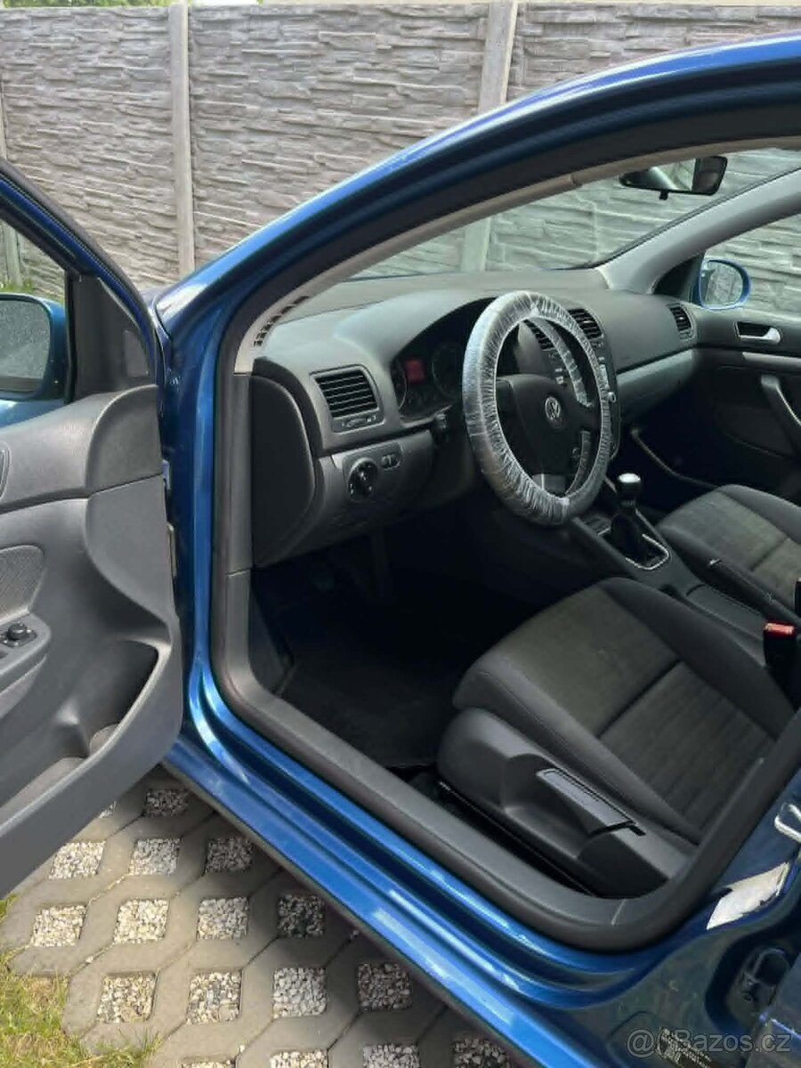 Volkswagen Golf 5 - 2