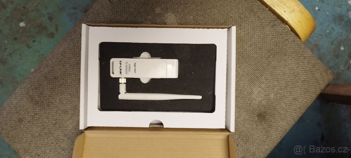 Wi-Fi USB adaptér TP-Link TL-WN722N - 2