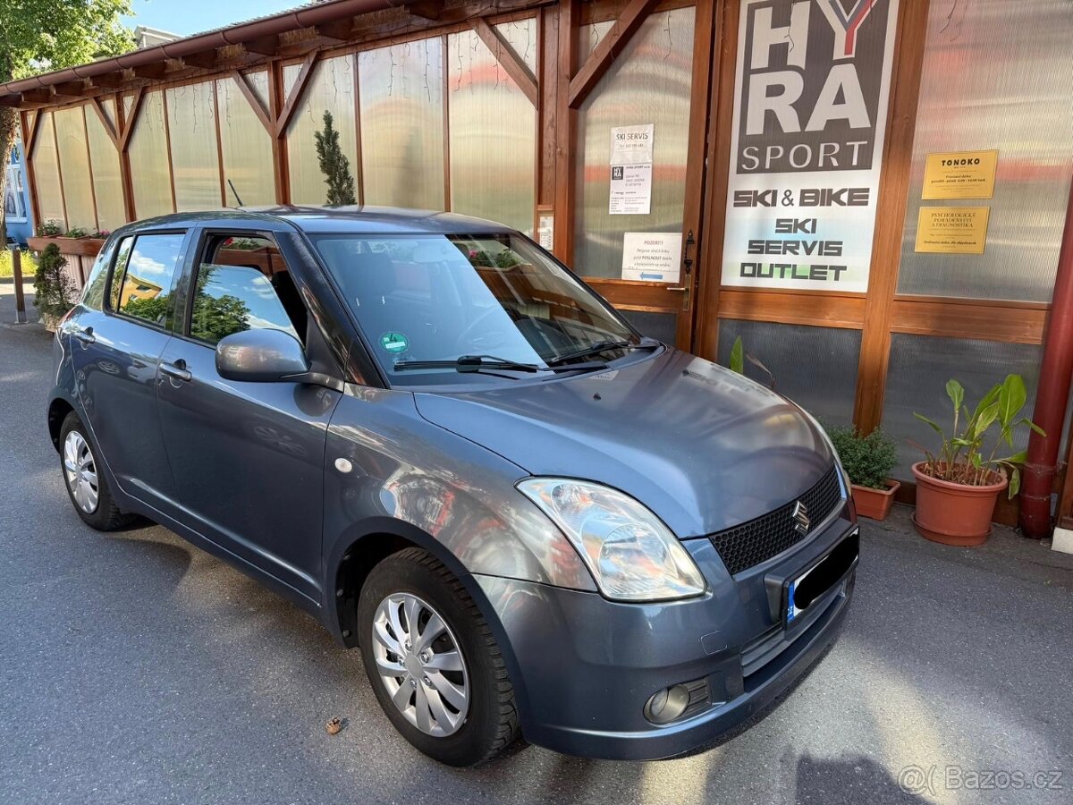 Suzuki Swift 1,3i - 2