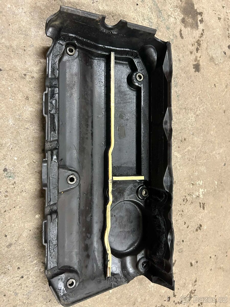 Kryt motoru vito 639 2.2 CDI - 2