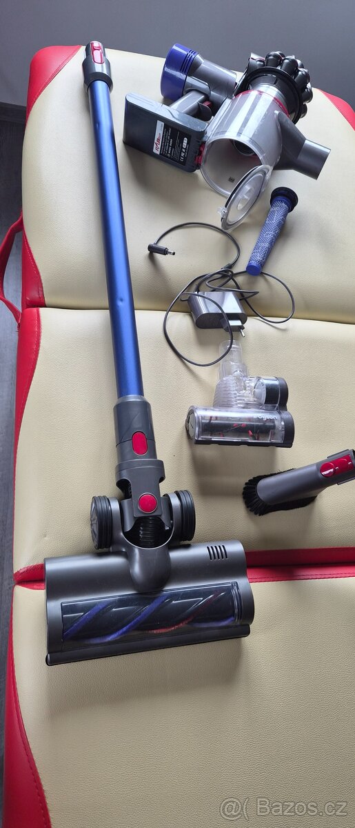 Dyson v8 - 2