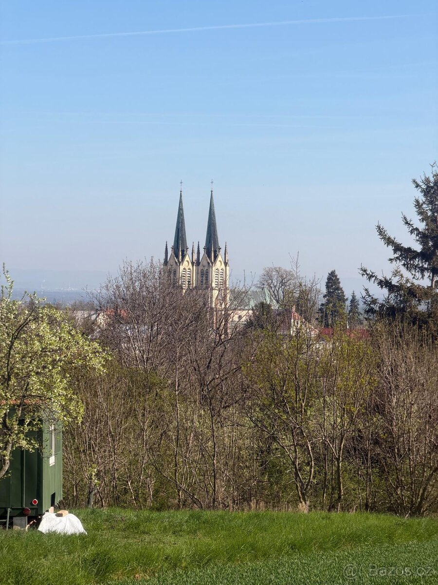 Zahrada v Ratajích, 668 m2 - 2