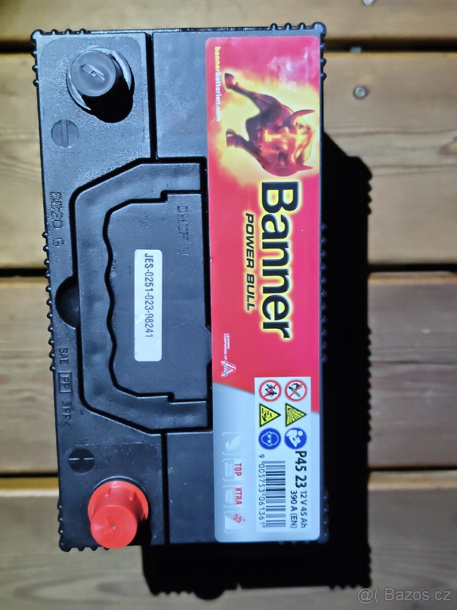 Nová 12v baterie Banner - 2