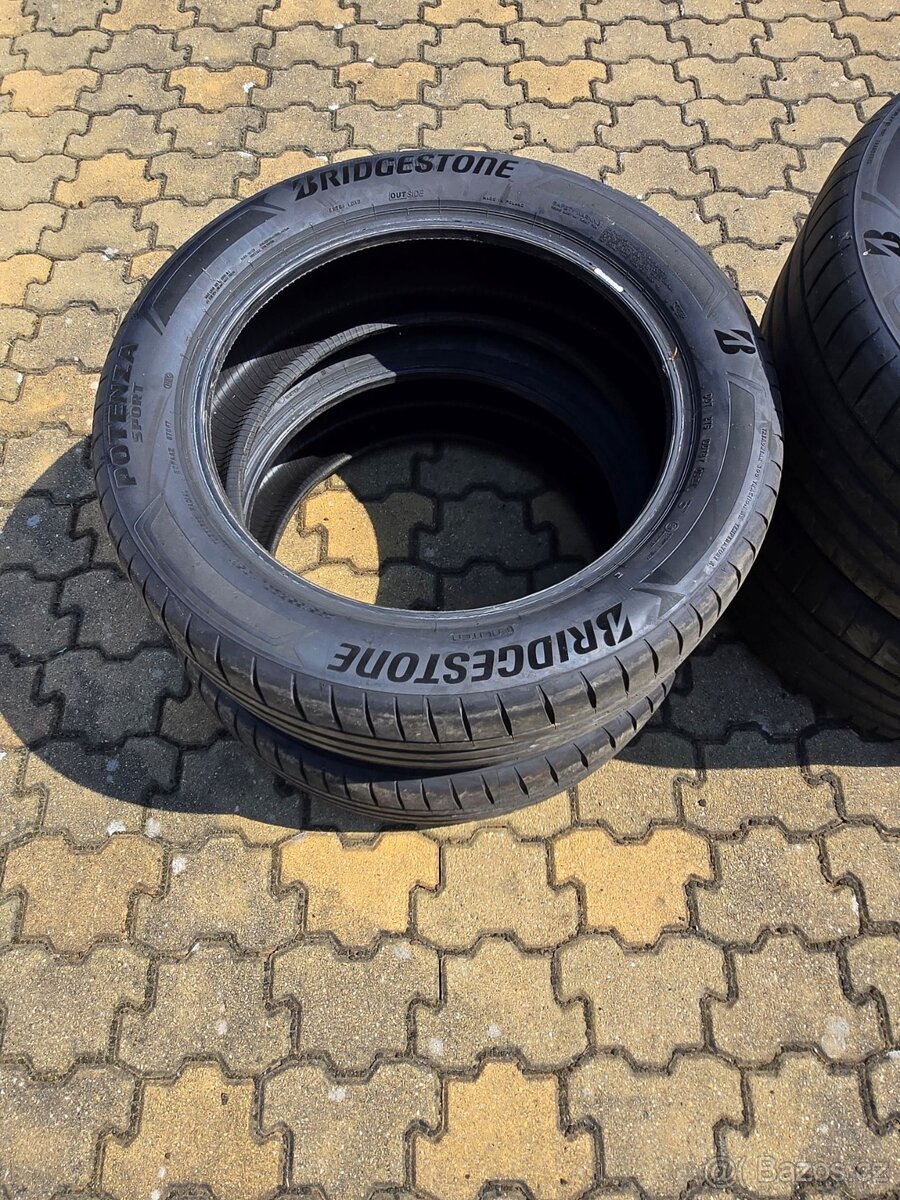 Prodám letní pneu Bridgestone R20 - 2