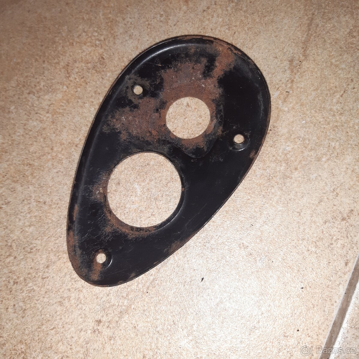 Kryt spínací skřínky - 2