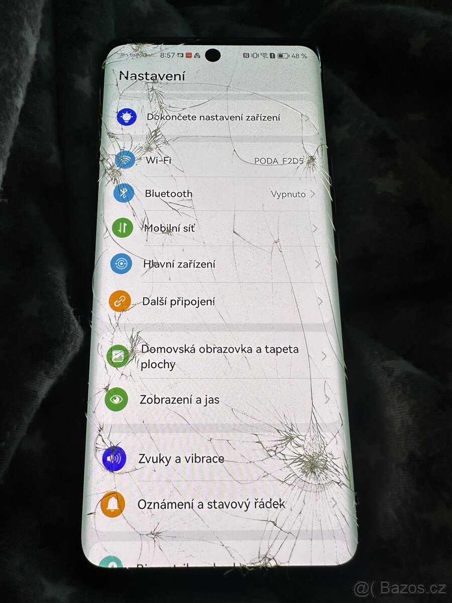 Huawei nová 9 prasklý ale funkční - 2