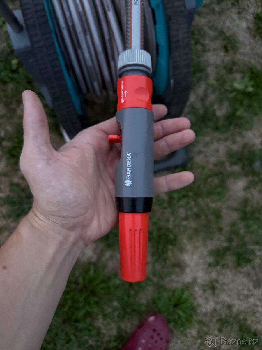 GARDENA CleverRoll M – vozík s hadicí a příslušenstvím - 2