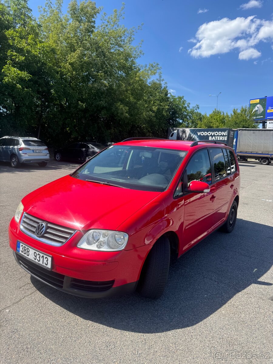 Volkswagen Touran - 2