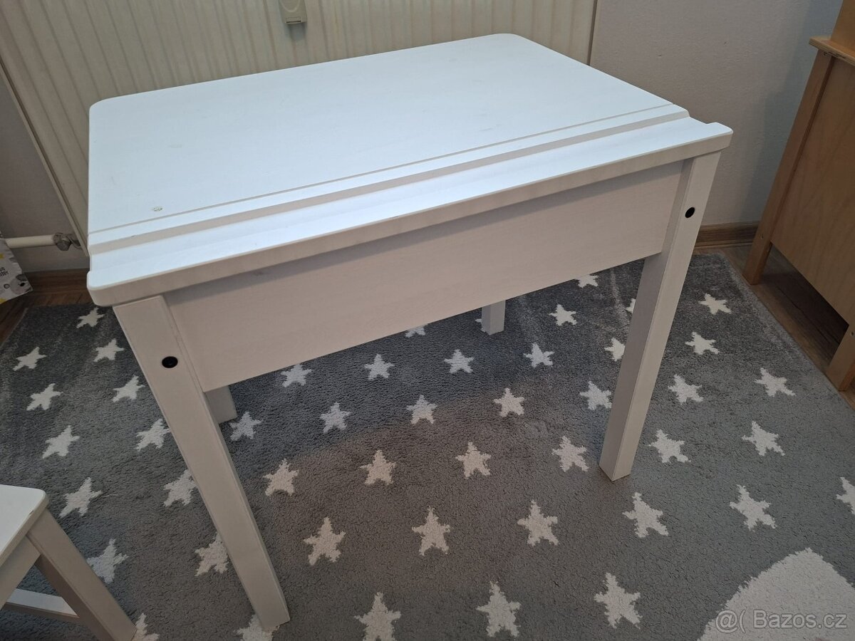 stůl a židlička IKEA - 2