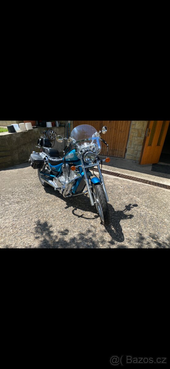 SUZUKI INTRUDER VS 800 - 2
