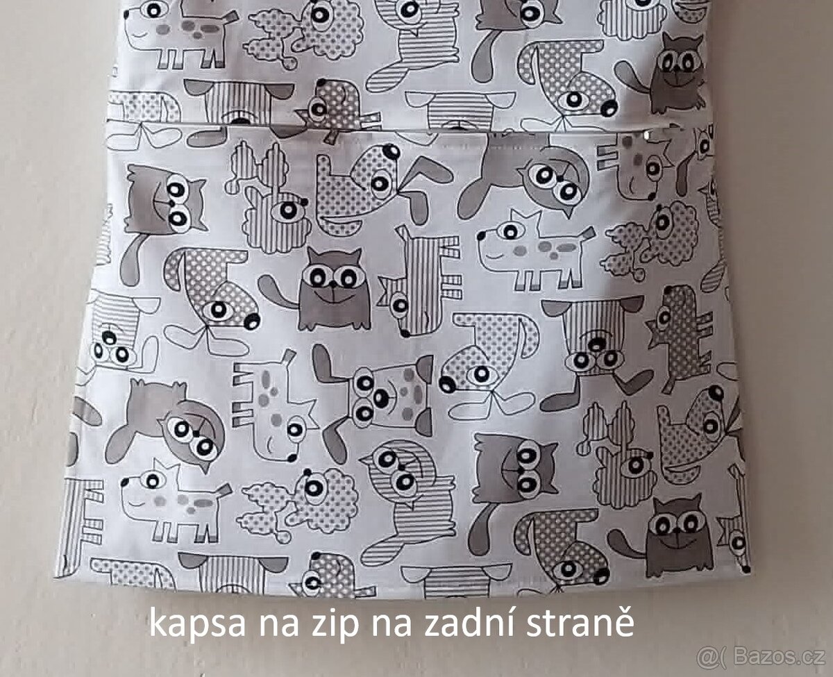Kapsář na ramínko Pandy na bílé - 2