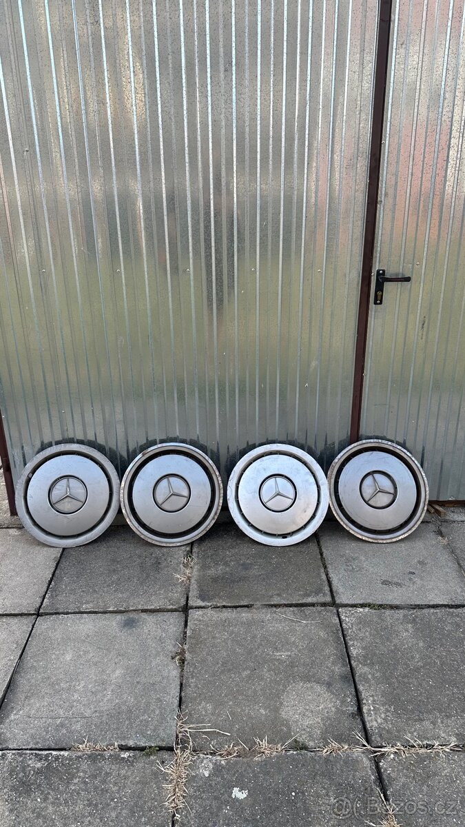 4ks Mercedes poklice 16” - 2