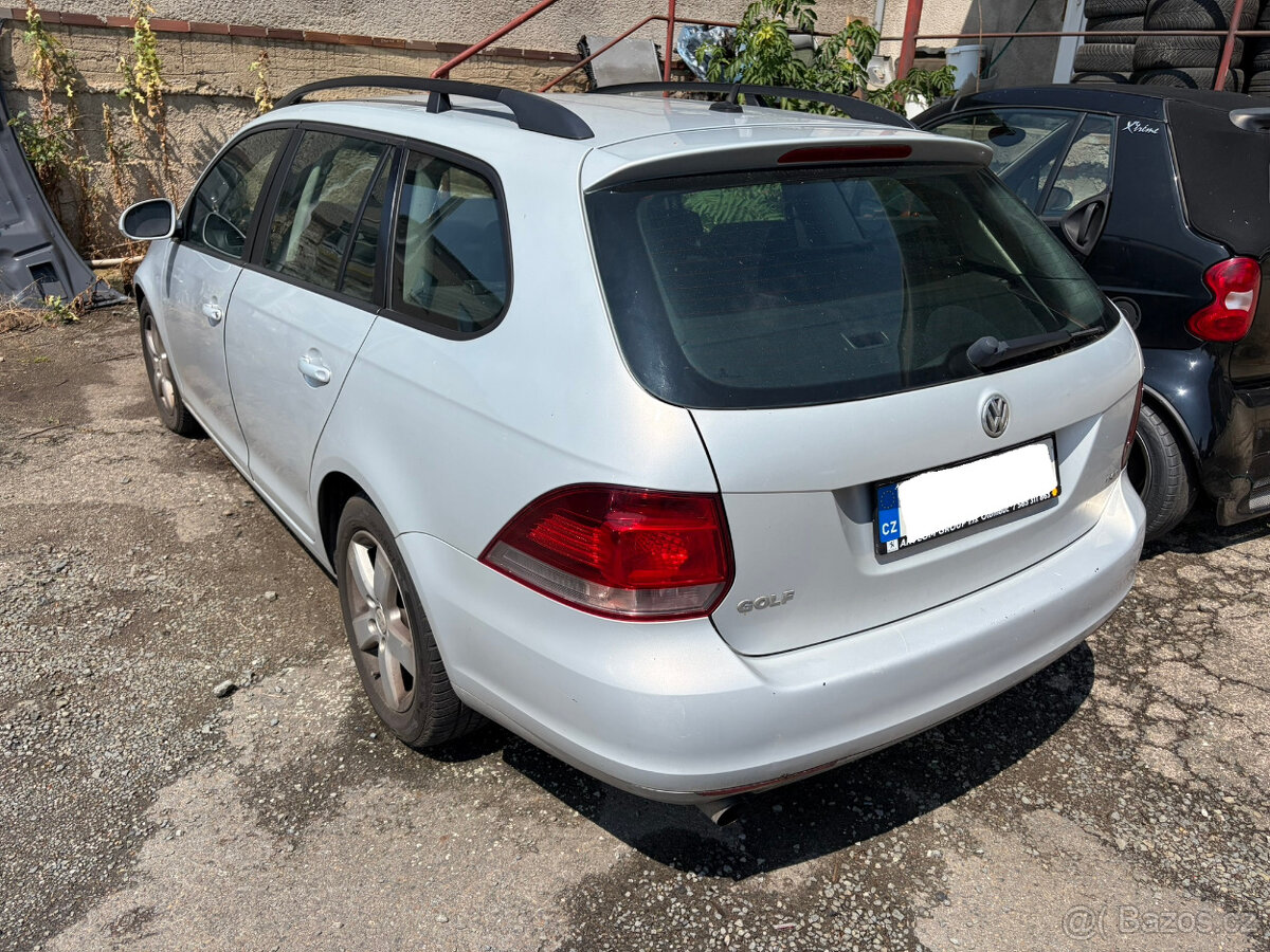 Volkswagen Golf 1.2TSi - vada motoru - 2