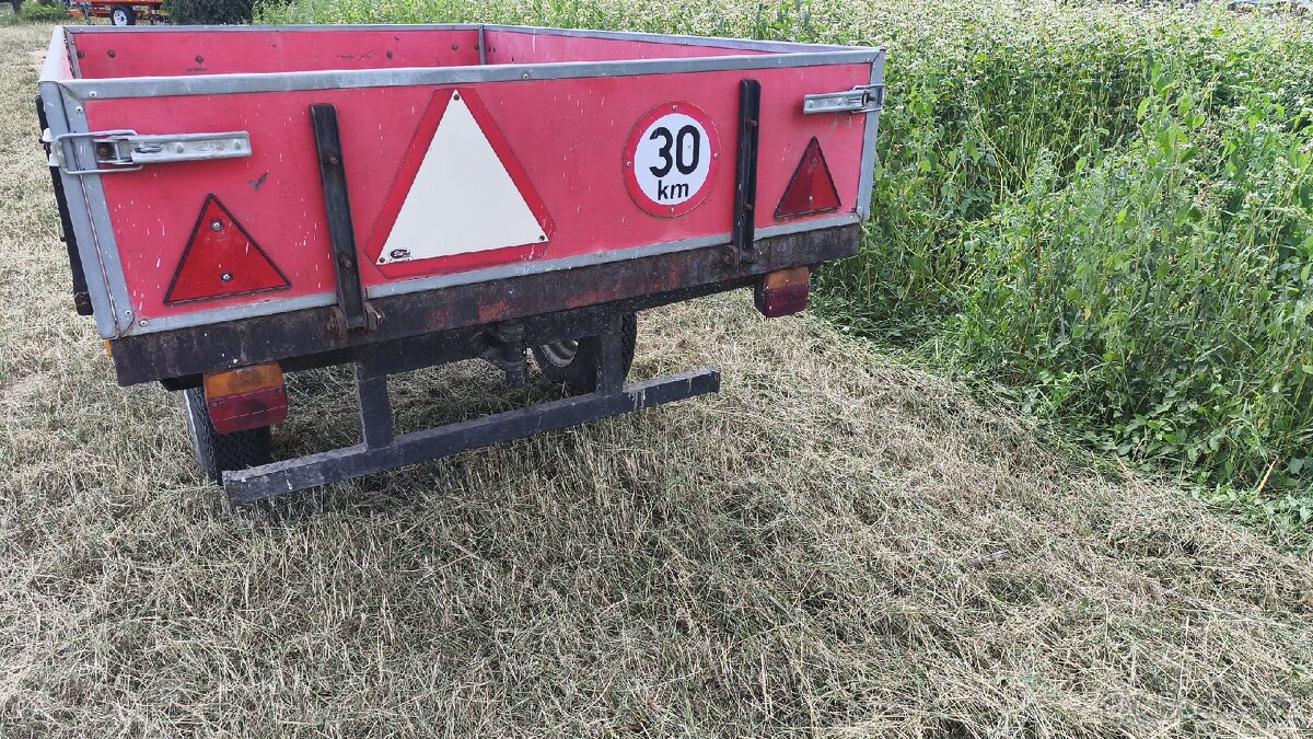 Přívěs za traktor/malotraktor - 2