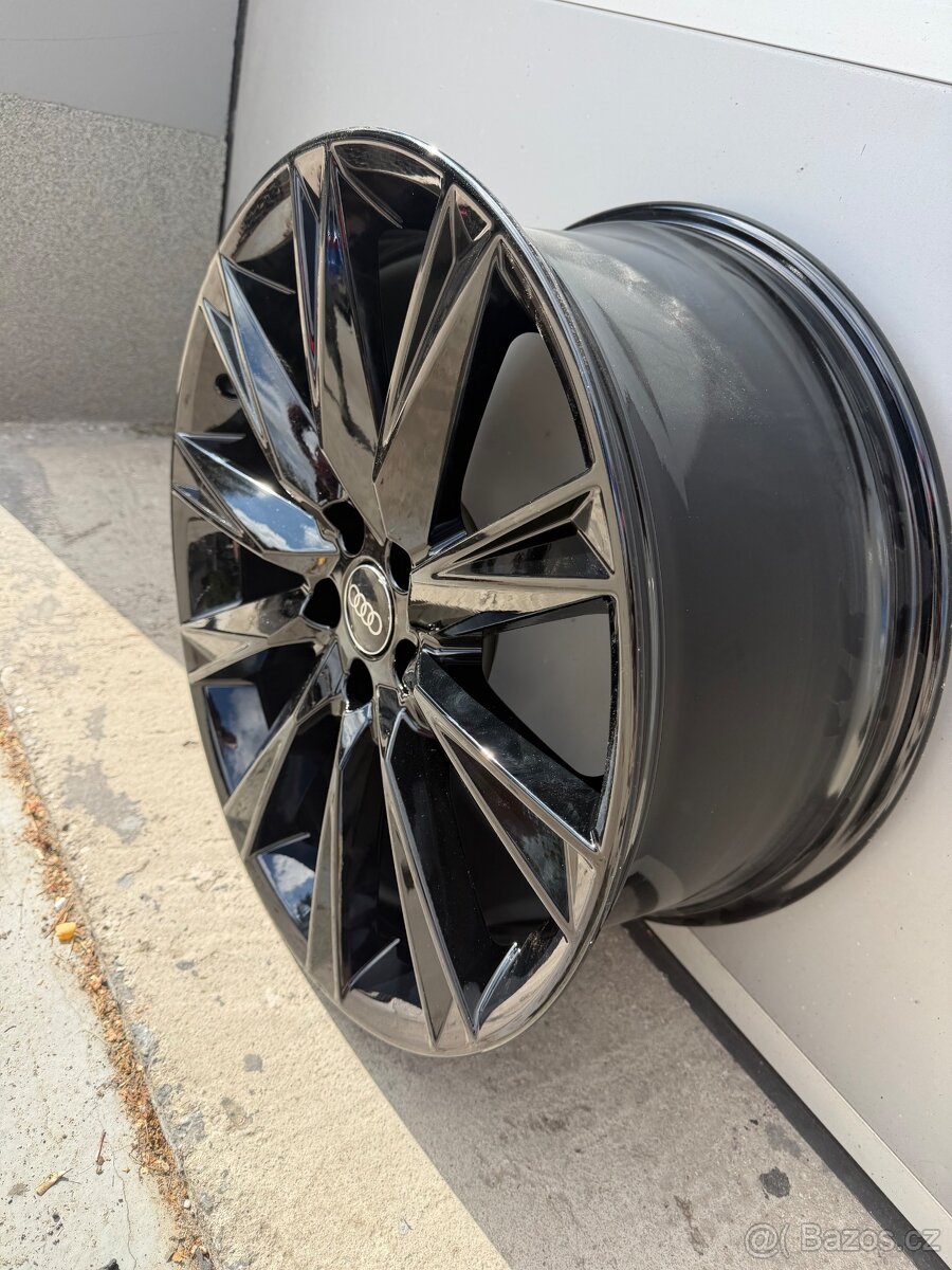 Audi 5x112 R20 - 2