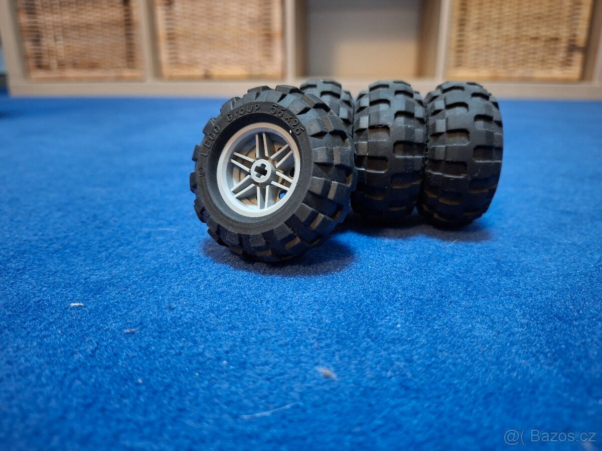 4 lego traktorové pneumatiky - 2