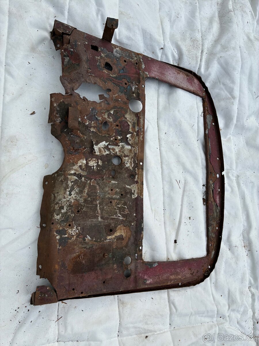 Rám čelního skla Aero 662 nebo 500 - 2