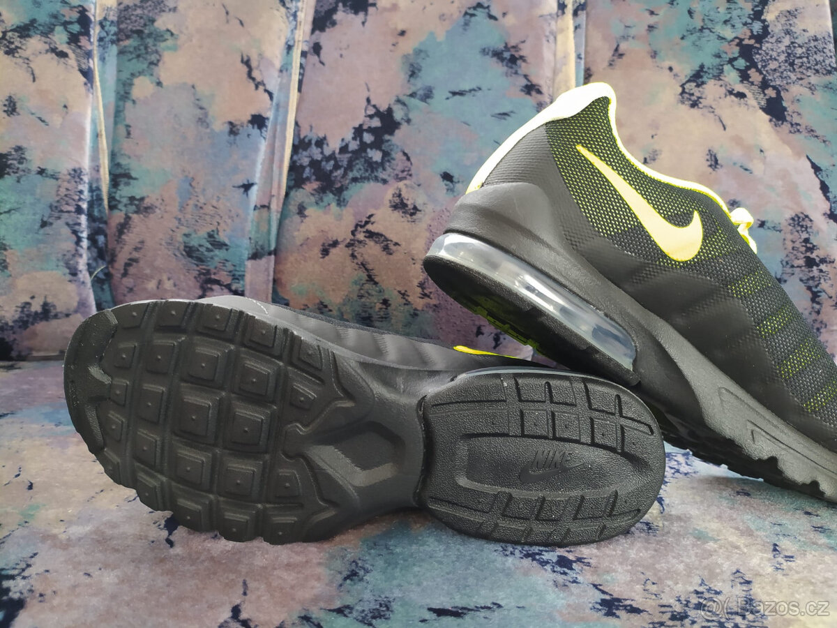 Tenisky Nike Air Max Invigor, velikost 39 - 2