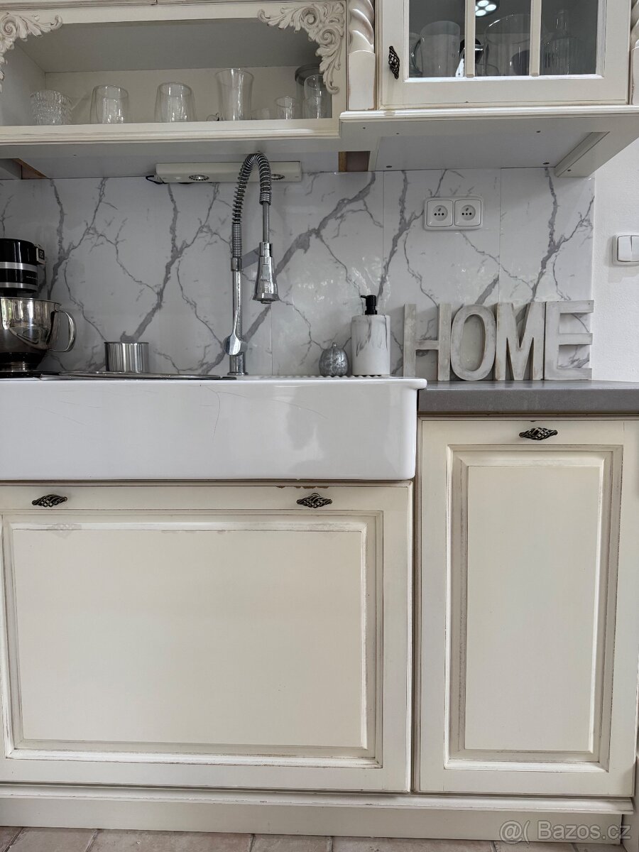 Rustikální kuchyňská linka - 2