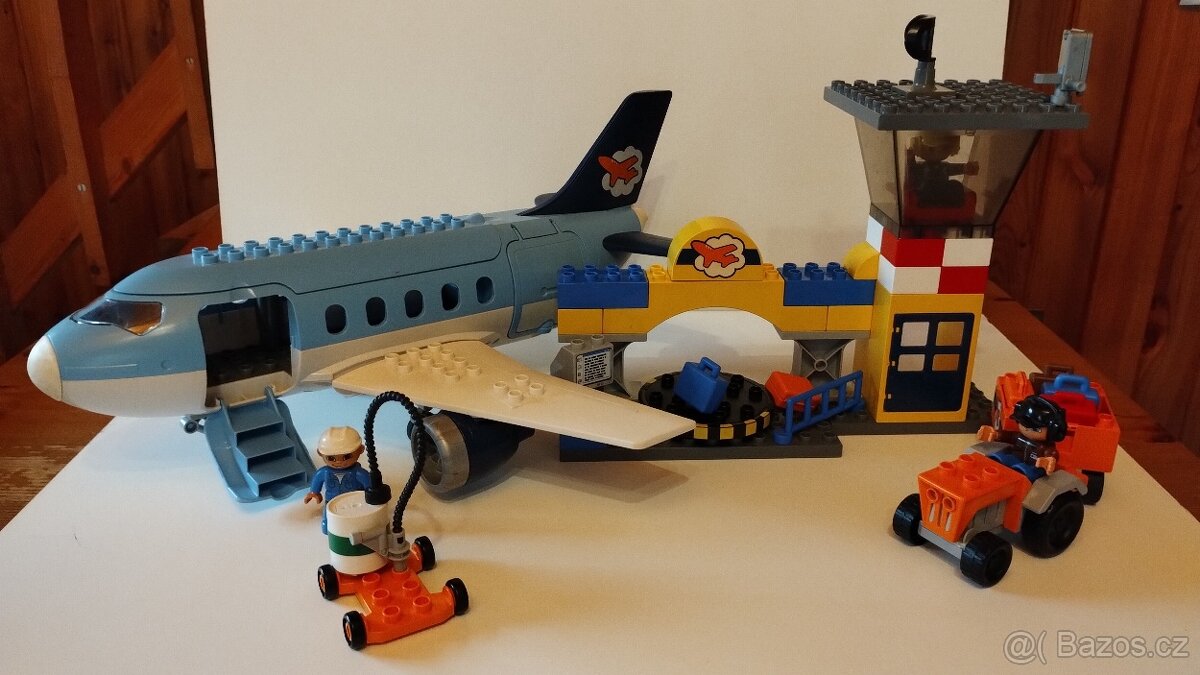 LEGO DUPLO 5595 - LETIŠTĚ - 2