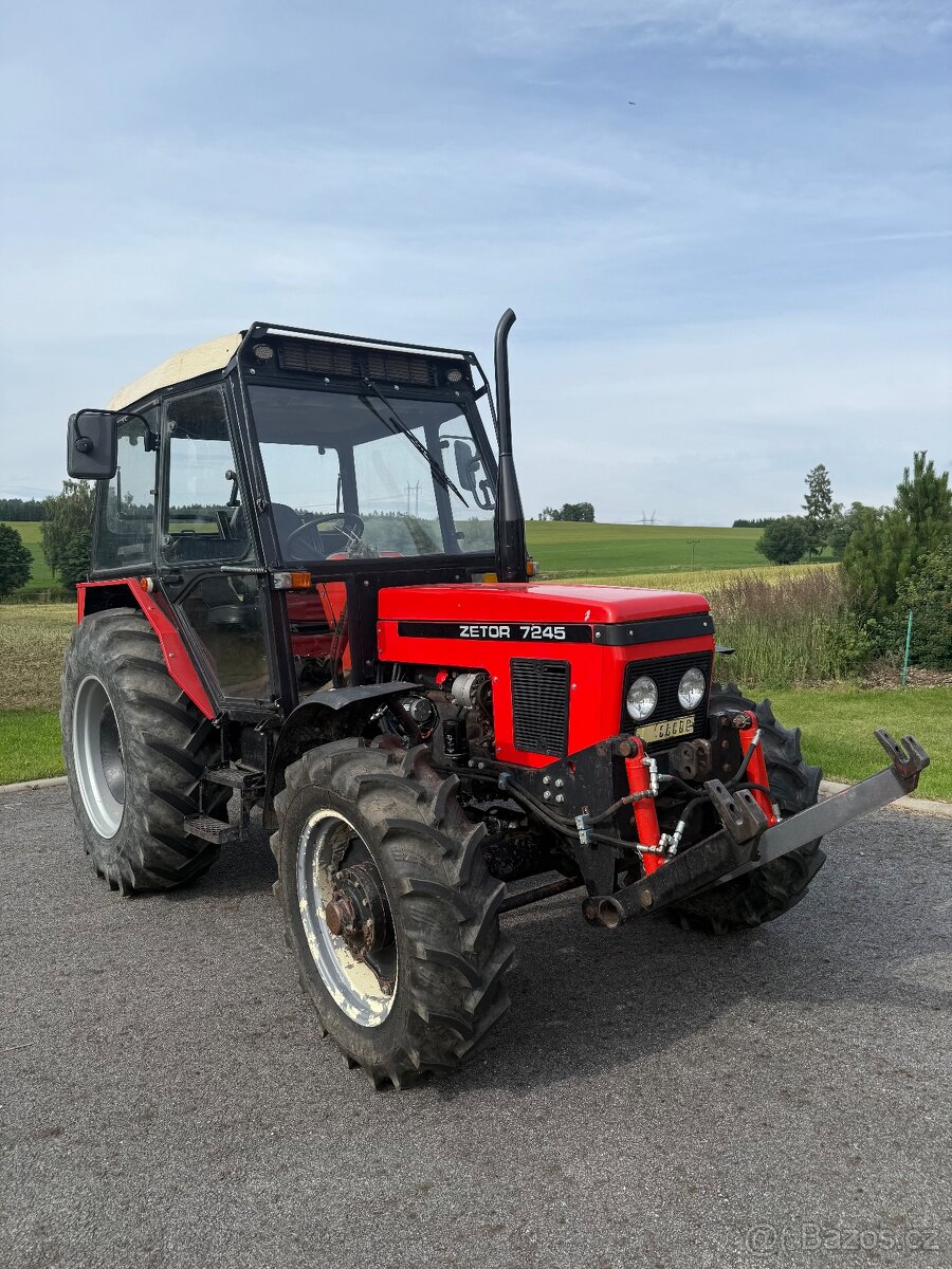ZETOR 7245 s čelní hydraulikou - 2