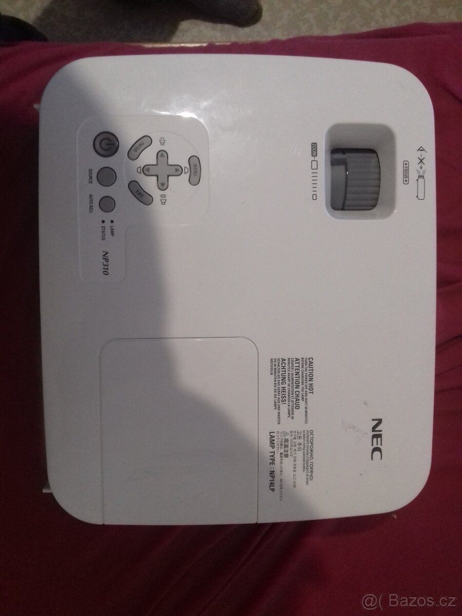 Projektor NEC NP310 - 2