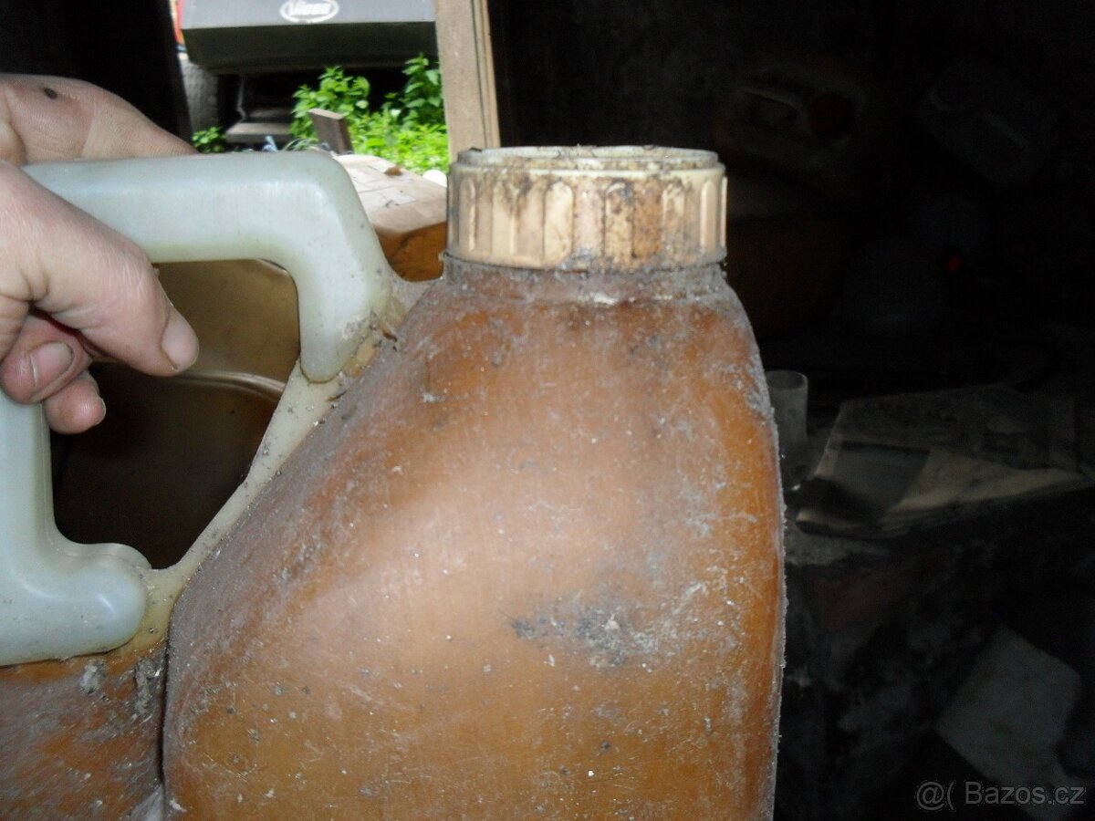 prodam plastove kanystry - 2