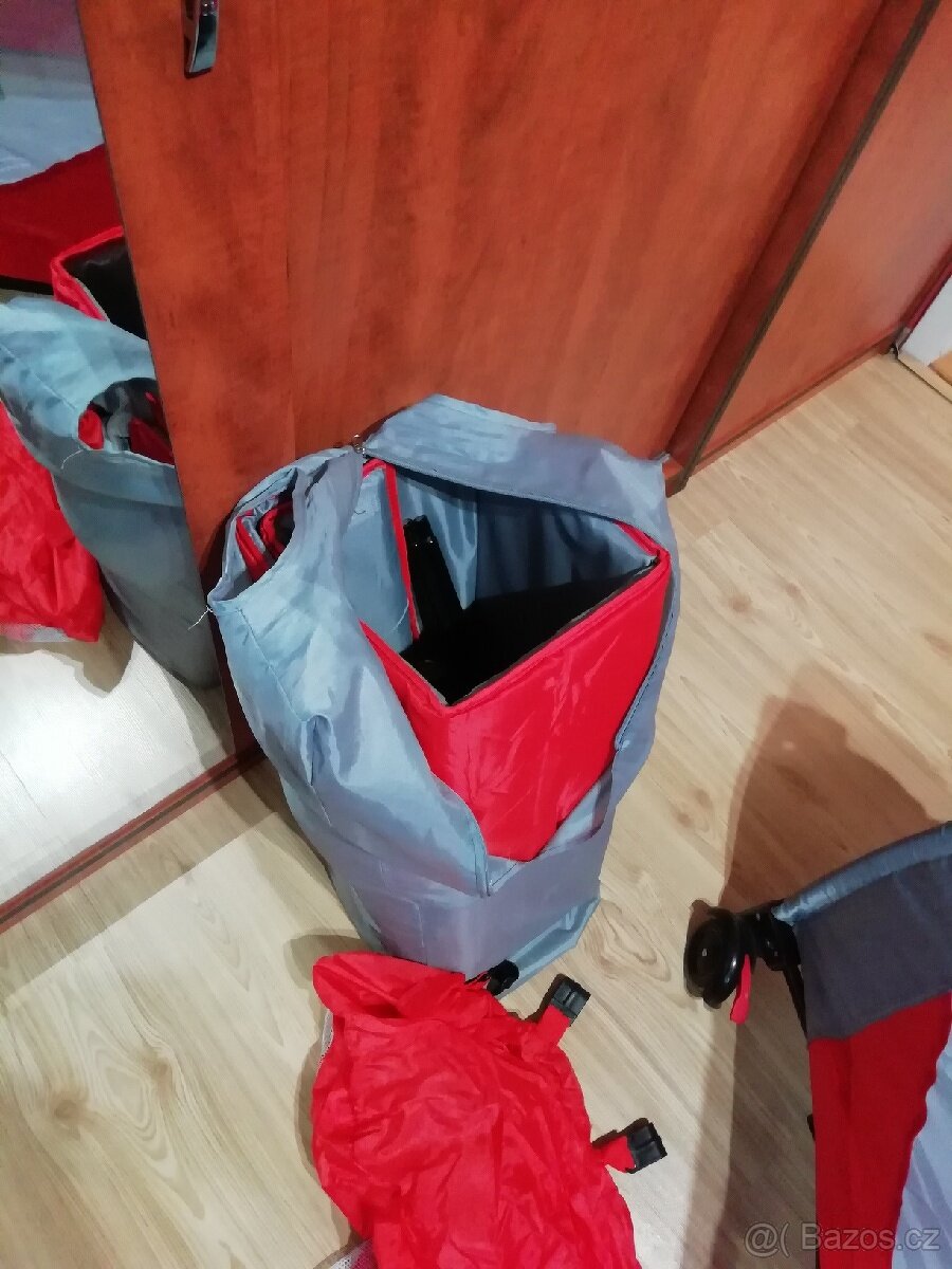 Dětská skládací postýlka - 2