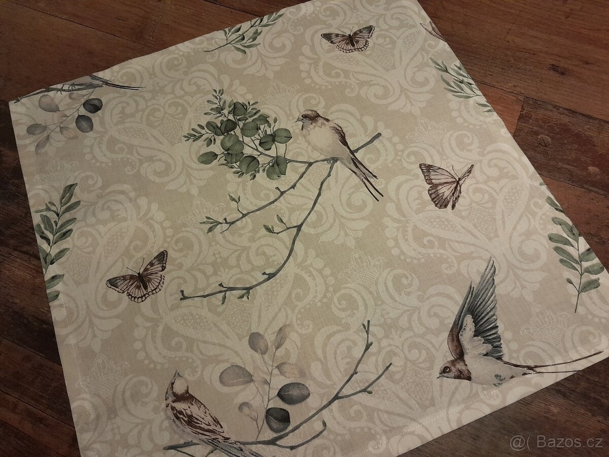 Čtvercový ubrus...ptáčci na větvičce - 2