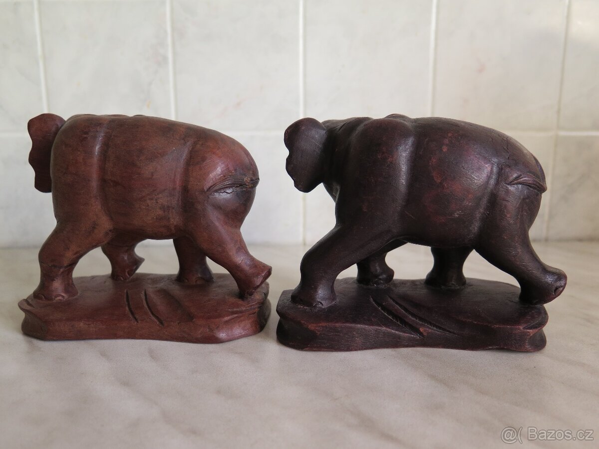 Slon - sloni - řezba dřevo - 2