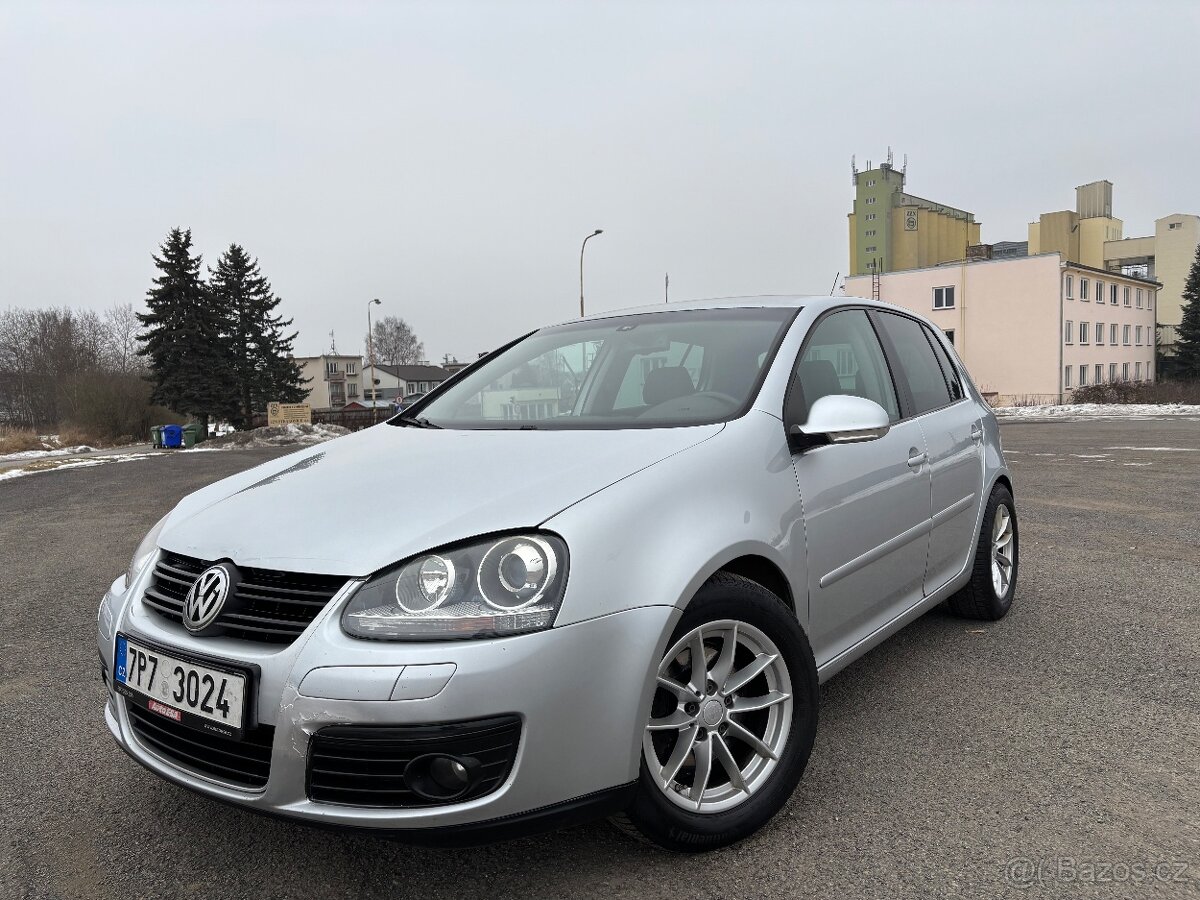 Volkswagen Golf 5 2.0TDI - 2