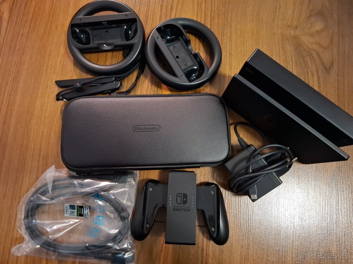 Prodám Nintendo Switch - 2