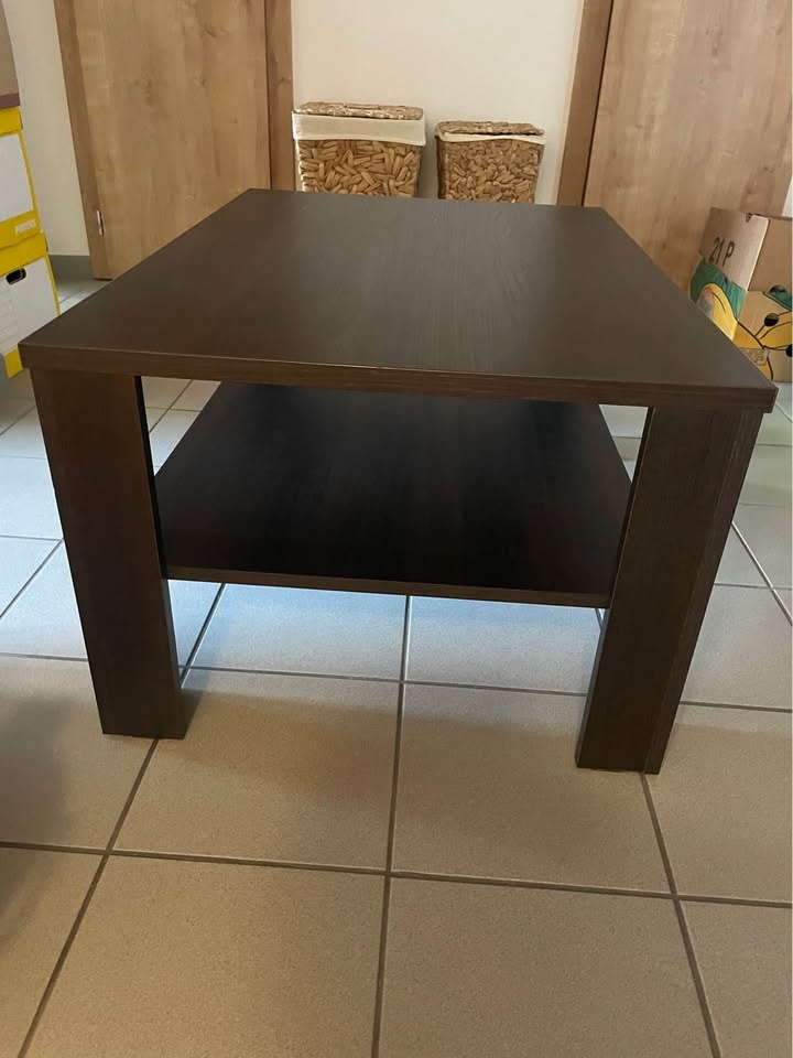 Konferenční stolek - 2