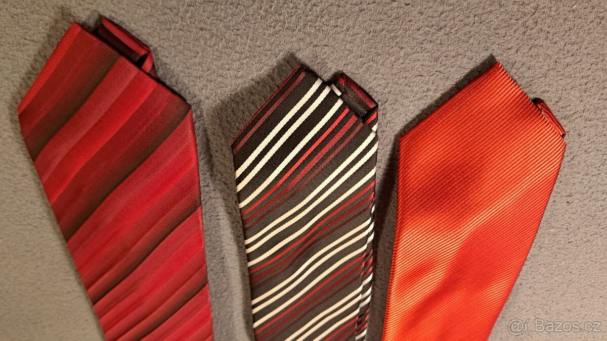 Kravaty - červené - 2
