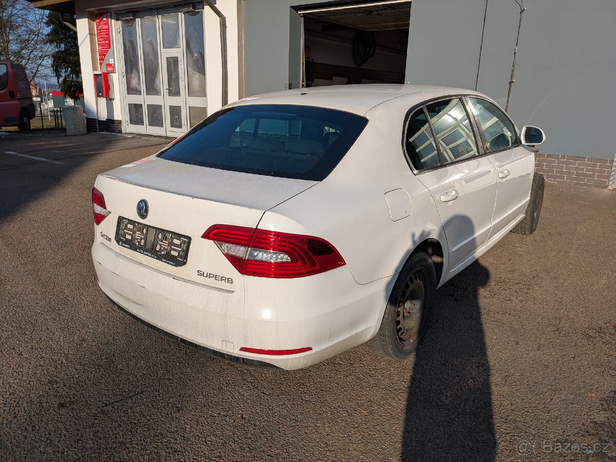 Prodám díly Superb 2 facelift - 2