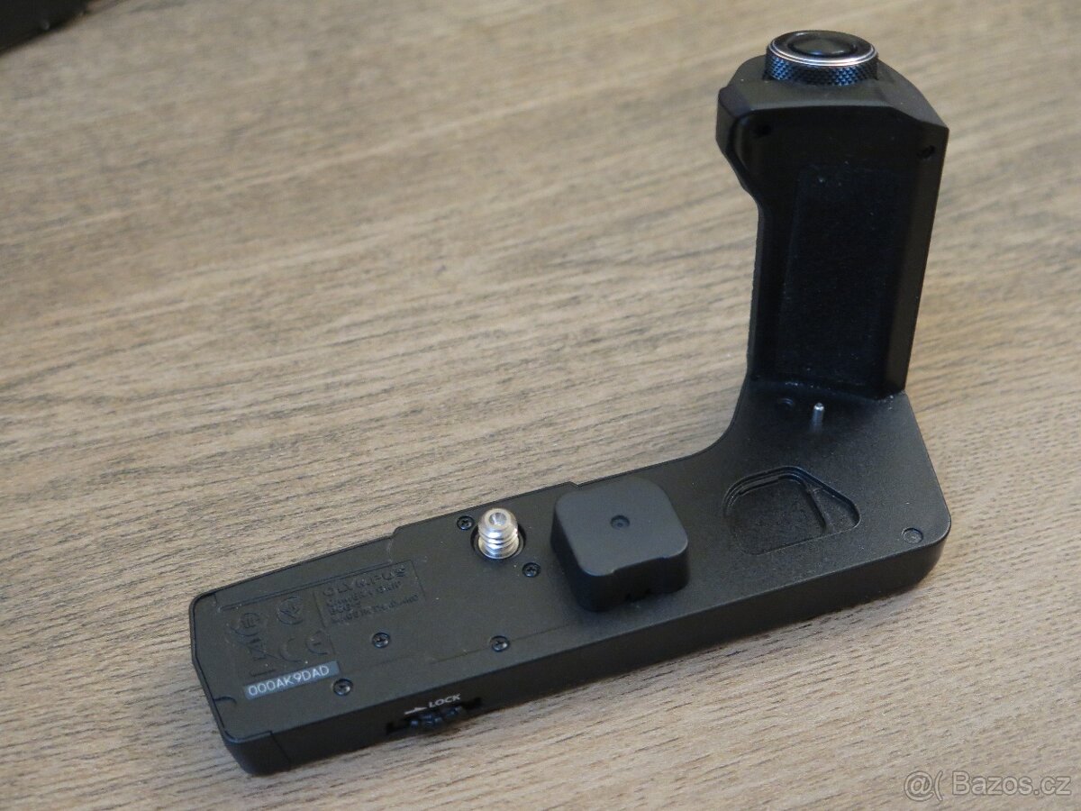 Olympus grip ECG-5 pro E-M5 Mark III / OM System OM-5 - 2