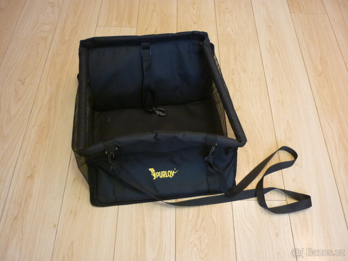 autosedačka pro psa - 2