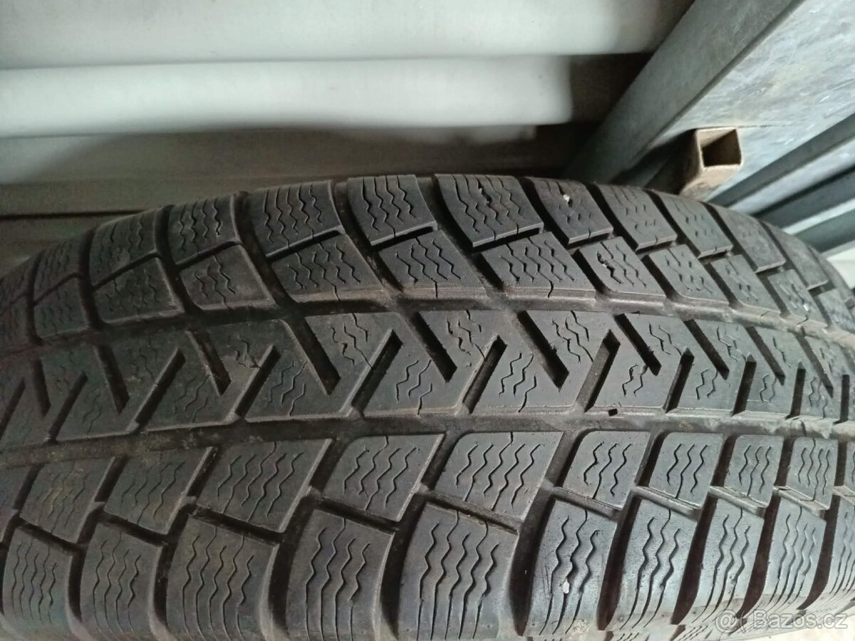 Plechove disky 15" -- SUZUKI JIMNY - 2