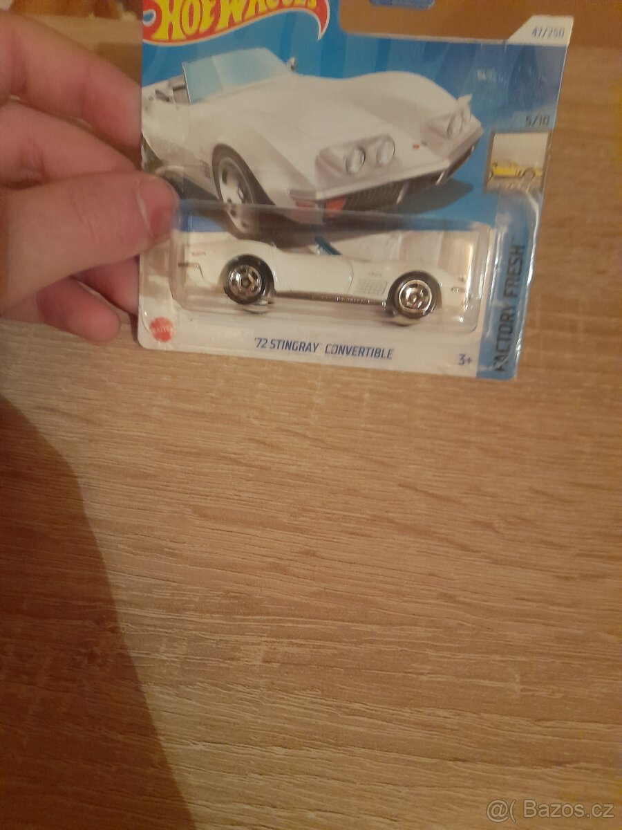 Prodam autíčko hot wheels/ matchbox - 2
