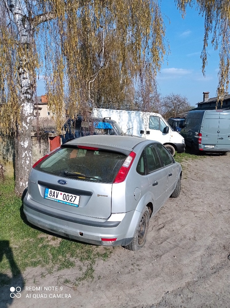 Ford Focus benzín - 2