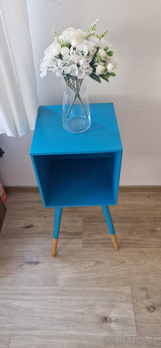 retro designový stolek cube - 2